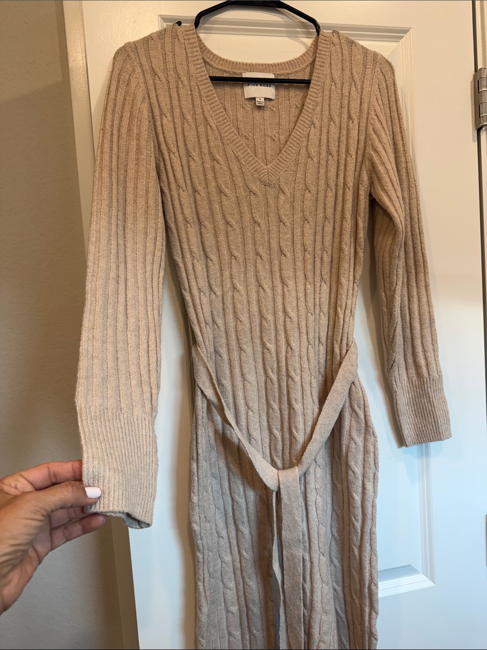 Wilfred Beige Cable-Knit V-Neck Maxi Dress with Belt